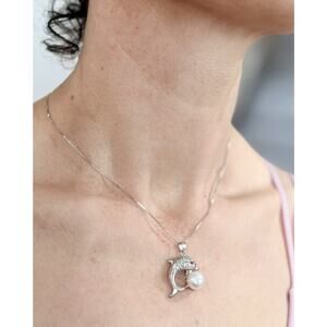 Sterling Silver Freshwater Pearl Dolphin Pendant 925 18 Inches Box Chain